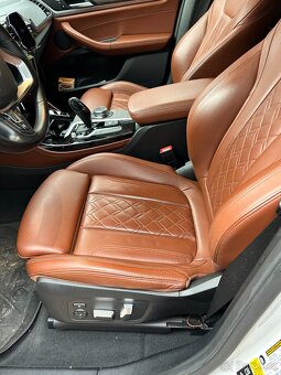 BMW X4 G02. INDIVÍDUAL. X drive 30i benzin 185KW. 67000km - 7