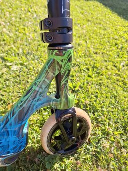 Freestyle koloběžka BLUNT Prodigy S8 - 7