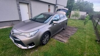 Toyota Avensis combi 2,0 D4D - 7