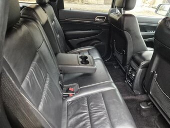 Prodám Jeep Grand Cherokee 3.0 CRDi 184kW OVERLAND - 4x4 - 7