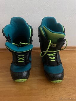 Snowboard, snowboardové boty - 7