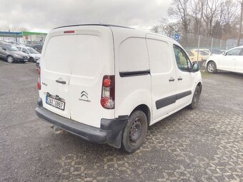 Citroën Berlingo 1,6 diesel 3 místa, výklopná střecha 2012 - 7
