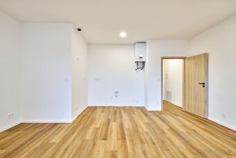 Pronájem novostavby bytu 1+kk s balkonem v Trutnově - 7