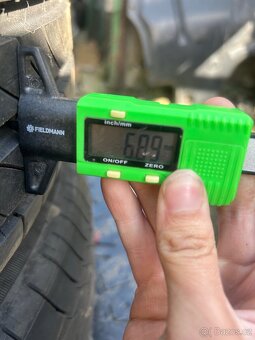 Prodám 4x letní pneu Michelin 205/55R17 - 7