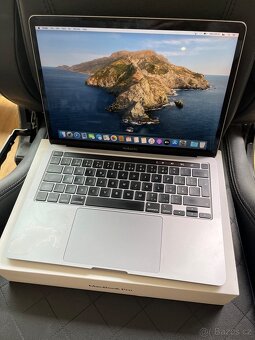 Macbook Pro 13" 2020 i5 2ghz 16GB RAM 1TB - 7