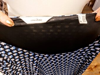 Slušivé šaty Essentials by Tchibo, 44-46 - 7