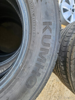 205/60R16 92V Ecsta HS51 KUMHO - 7