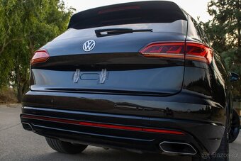 aj NA SPLÁTKY Volkswagen Touareg 4.0 TDI V8 R-line - 7