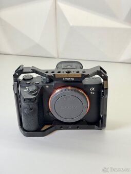 Sony Alpha A7 iii - 7