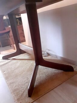 JÍDELNÍ STŮL ke zdi - 7