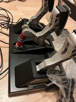 Thrustmaster T300 RS + T-LCM + TH8A - 7