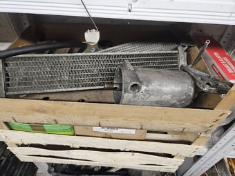 Volha 24 - olejové chladiče, korpus filtru volat - 7