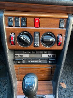 Mercedes-Benz W124, 230TE - 7