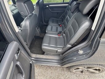 Vw Touran 2.0Tdi automat DSG 5-7 míst - 7
