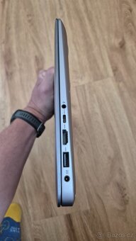 Notebook Asus 13.3" (Intel i3) - 7