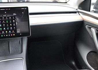 Tesla Model Y LONG RANGE DUAL REZERVACE - 7