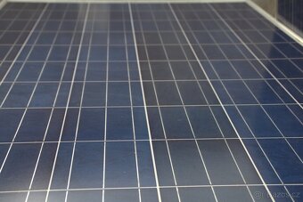 Prodám solární panely Yingli Green Energy 240w - 7
