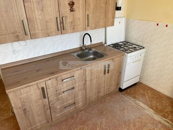 Prodej slunného bytu 2+1 s balkonem s krásným výhledem, Plze - 7