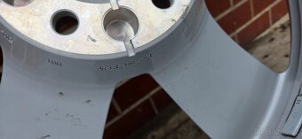 Alu kola R18, 5x112 Audi Q7, zimní pneu 255/60 - 7