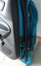 Zadní levé dveře Ford Fiesta MK 7 08- LIFT 2013- - 7