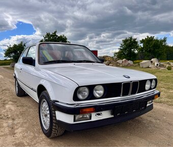 BMW E30 320i coupe klima/bez šíbru - 7