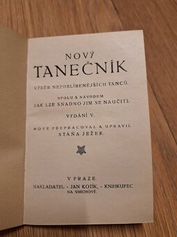 staré malé knížky z r. 1932 - 1938 - 7