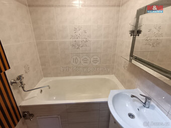 Prodej bytu 2+1, 55 m², Orlová, ul. Kpt. Jaroše - 7