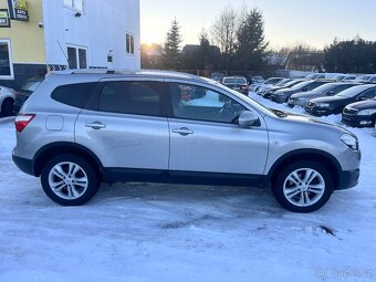 Nissan Qashqai 1.6 86KW,7MÍST,NAVI,PANORAMA - 7