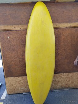 kajak LIQUID LOGIC HUCK délka 234 cm, váha 20,6 kg - 7