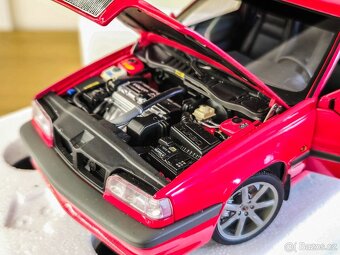 Volvo 850 T5R Combi 1:18 Autoart - 7