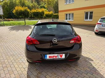 OPEL ASTRA J 1.4 T 103kW-2012-146.830KM-VÝHŘEV,AC-DOBRÝ STAV - 7