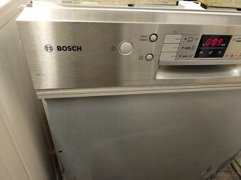 Prodám vestavnou myčku Bosch 60 cm Dovezu - 7