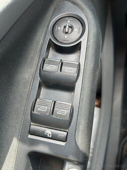 FORD GRAND C-MAX 1.6 85kw 7MIST - 7