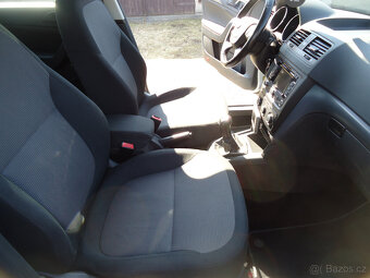 Škoda Yeti 1,2 TSi 77 KW, MODEL 2013 - 7