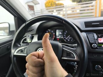ROLOVACI KOLECKA NA MULTIFUNKCNI VOLANT - 7