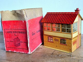 Vláčky - Signální nádražní budova, Hornby, Francie, 1930 - 7