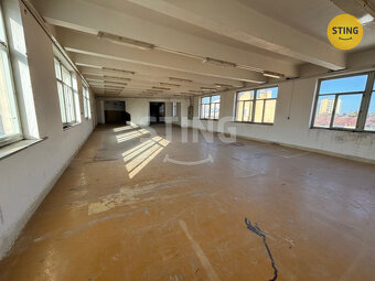 Pronájem skladového prostoru 566 m2, 131229 - 7