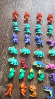 Kinder Joy figurky atd. - 7