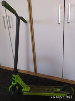 Freestyle koloběžka MGX - 7