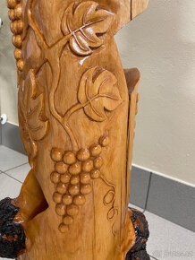 Dřěvený stojan na víno [snížená cena] - 7