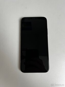 Apple iPhone X 64GB vesmírně šedý - 7