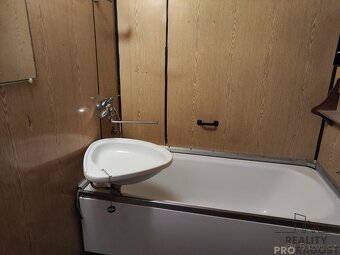 Pronájem družstevního bytu 2+1 v Chomutově na Kamenném vrchu - 7
