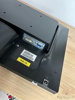 LCD Monitor 19" Philips HNB9190T - 7