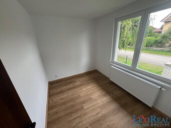 Pronájem rodinného domu 5+1 90 m2 se zahradou 700m2 - 7