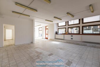 Prodej činžovního domu, centrum města Znojma, ul. Horní námě - 7