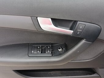 Audi A3 1.6 TDi , 77 kW nafta, 2012 - 7