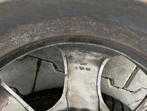 BMW 6762001, 7,5Jx17 EH2, IS 20, 235/45 R17 94H, zimní - 7
