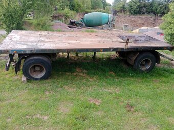 Vlek velký s točnici 7. 2,4M - 7