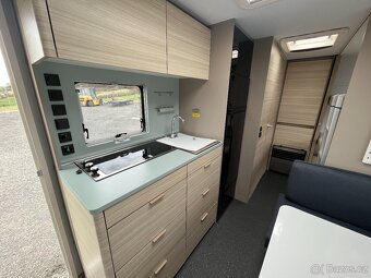 Karavan Adria Altea 552PK, předstan Isabella - 7
