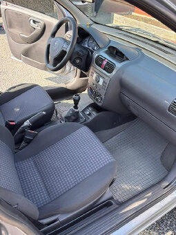 Opel Corsa C 1,2 59kW, r.v. 2004 - 7